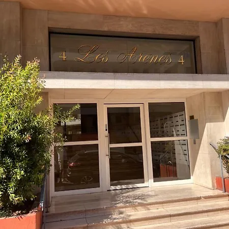 Les Arenes - Centre, 2 Pieces Recemment Renove De 45 M2 Avec Sa Terrasse De 10 M2 Канны