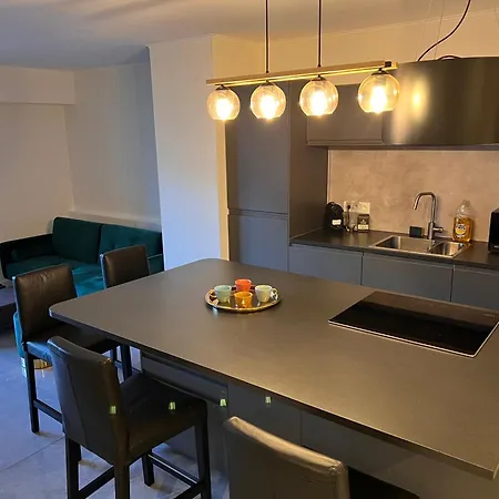 Les Arenes - Centre, 2 Pieces Recemment Renove De 45 M2 Avec Sa Terrasse De 10 M2 Apartment